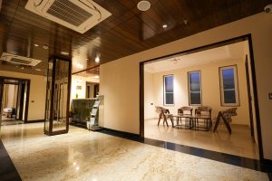 Interior AR Plaza Hotel Room